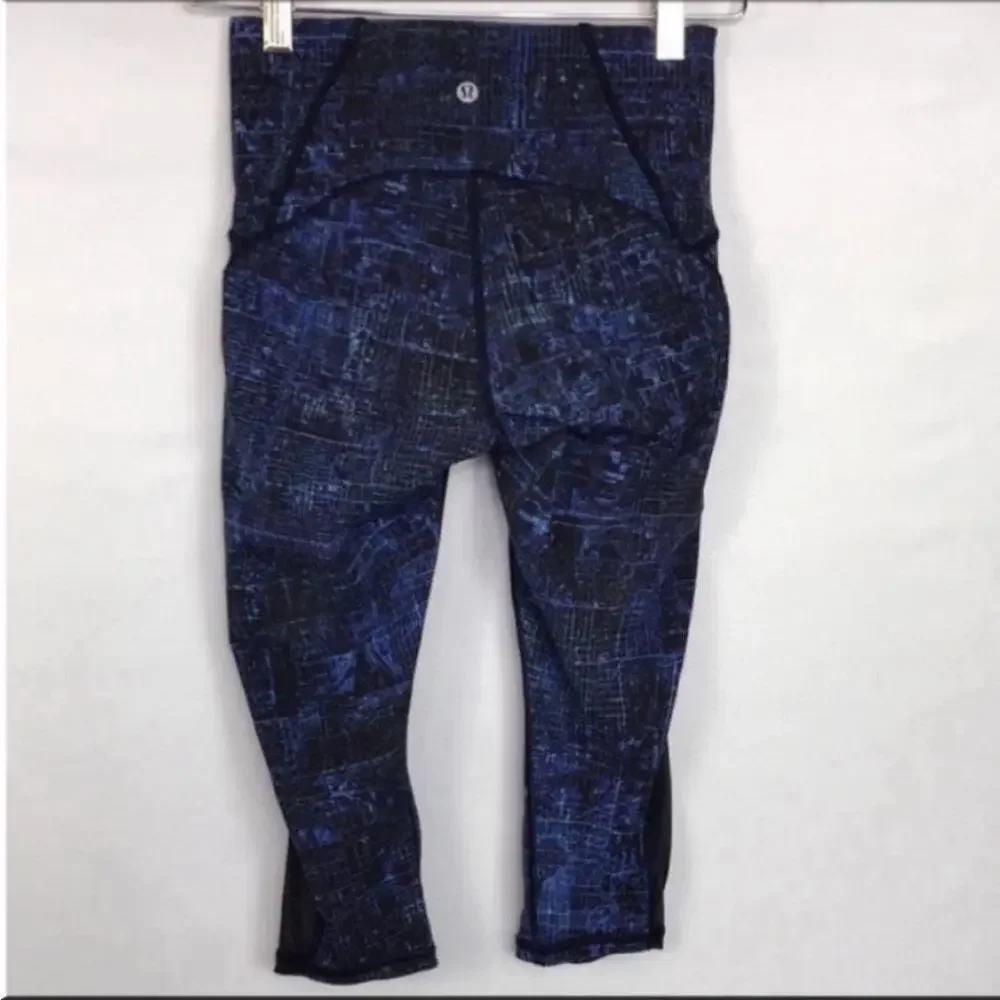 Lululemon Womens Active‎ High Rise Cropped Leggings Blue Size 4